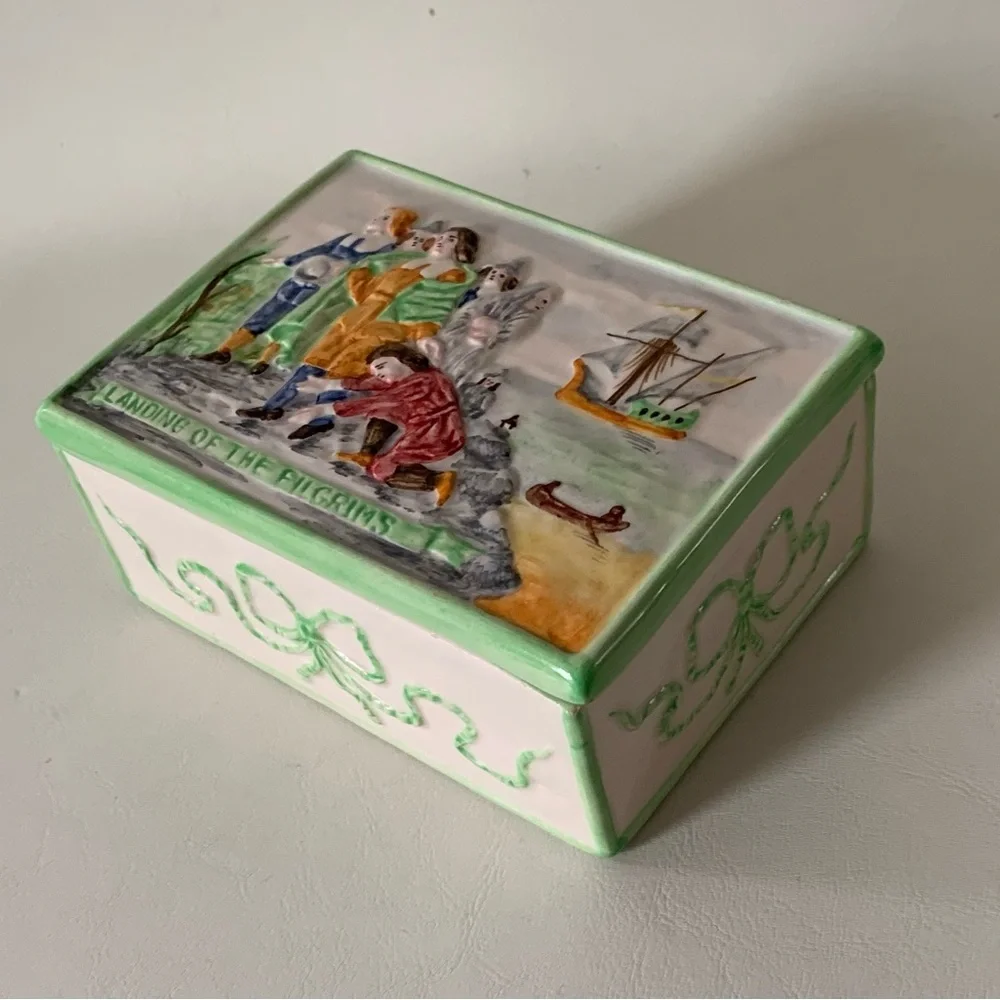 Vintage Landing Of The Piligrims Ceramic Trinket Box Italy 2.5/4/5”